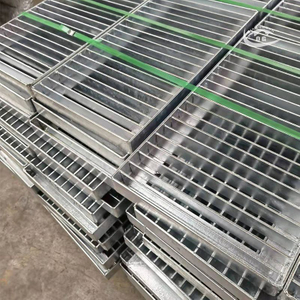 Heavy Duty Hot-Dip Galvanized Steel Grating for Walkways, Industrial Platforms, And Drain Covers – Anti-Slip, High Load Capacity, Corrosion-Resistant