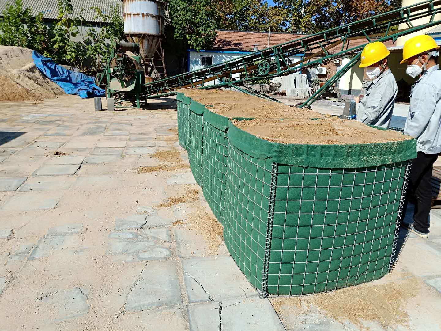 hot dipped galvanized hesco 4